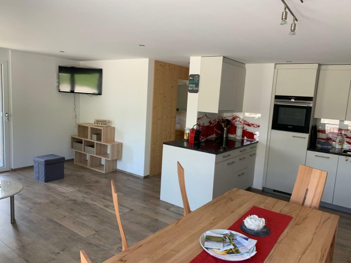 Haus Baracca Apartment Vella Bagian luar foto