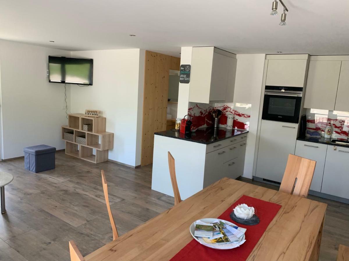 Haus Baracca Apartment Vella Bagian luar foto