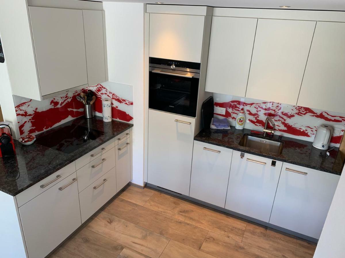 Haus Baracca Apartment Vella Bagian luar foto